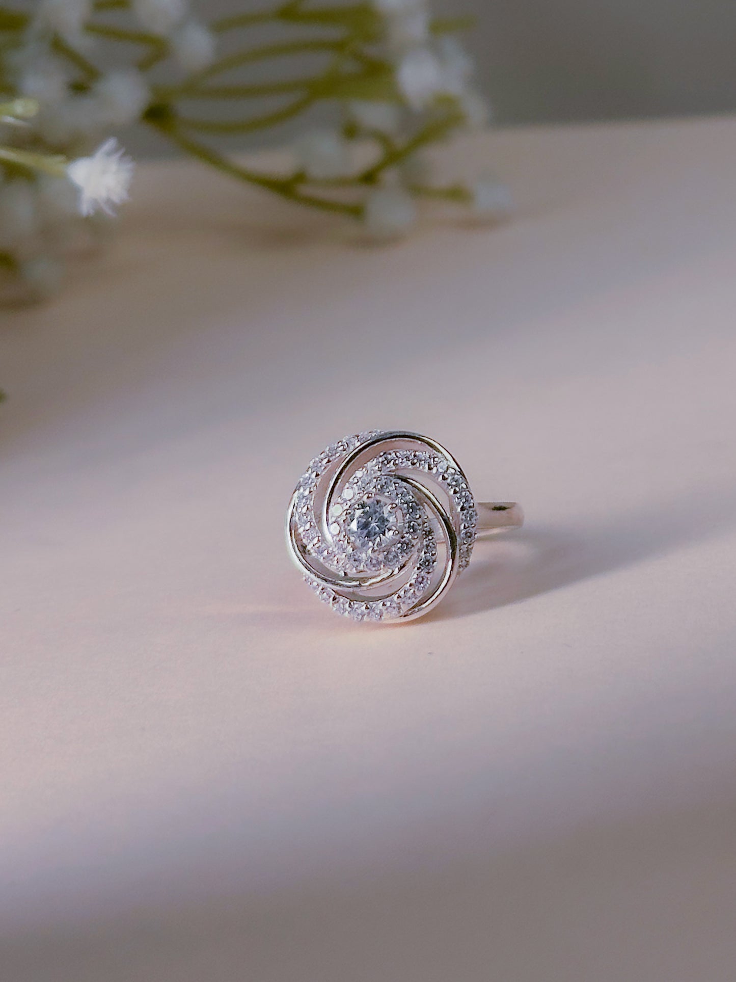 Bloom Swirl Halo Ring