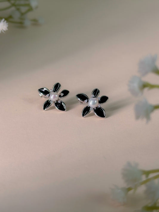Black Floral Pendant Earrings Set With Chain