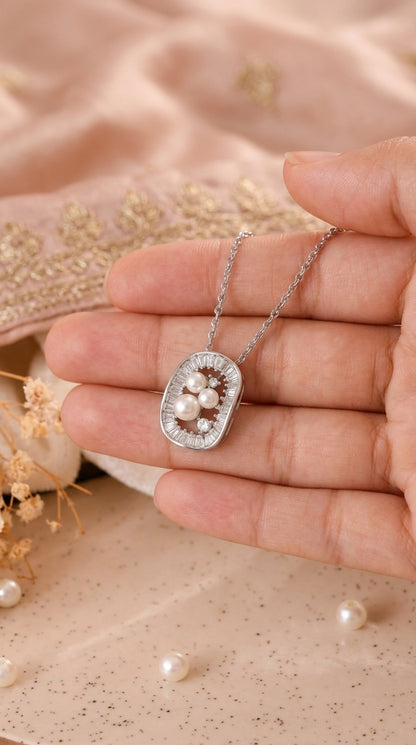 Pearl Halo Pendant Necklace