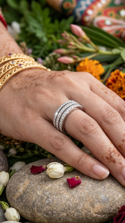 Three row stackable ring