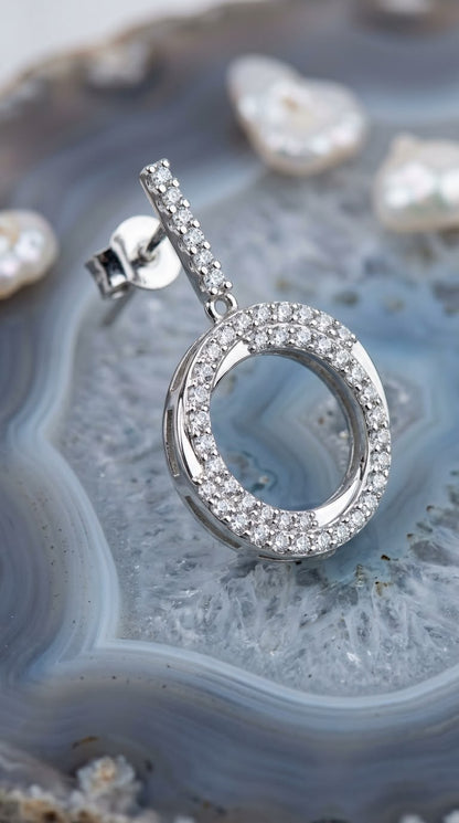 Interlinked Circle Earrings
